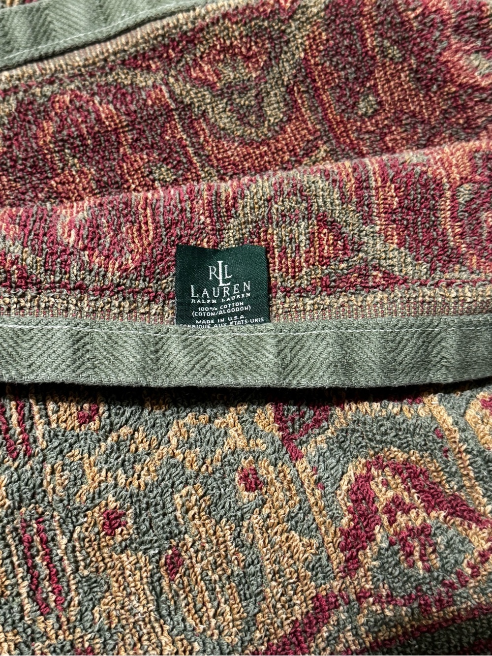 Vintage Lauren Ralph Lauren Paisley Bath Towel in Burgundy, Olive & Tan 28”x 46”